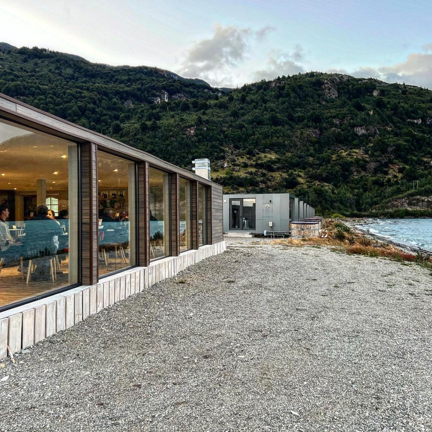 Chelenko Lodge Puerto Tranquilo Bagian luar foto